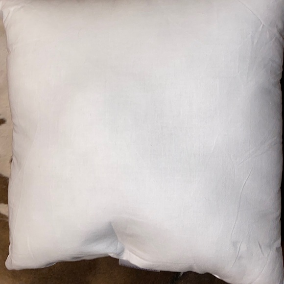 1- New Pillow Insert/Filler ~ White 14” x 14” - Picture 1 of 3